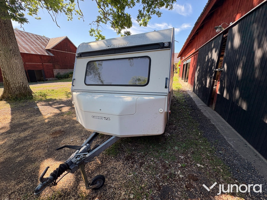 Husvagn - Cabby, 530 TL - Asuntovaunu: kuva Husvagn - Cabby, 530 TL - Asuntovaunu Husvagn - Cabby, 530 TL - Asuntovaunu: kuva Husvagn - Cabby, 530 TL - Asuntovaunu