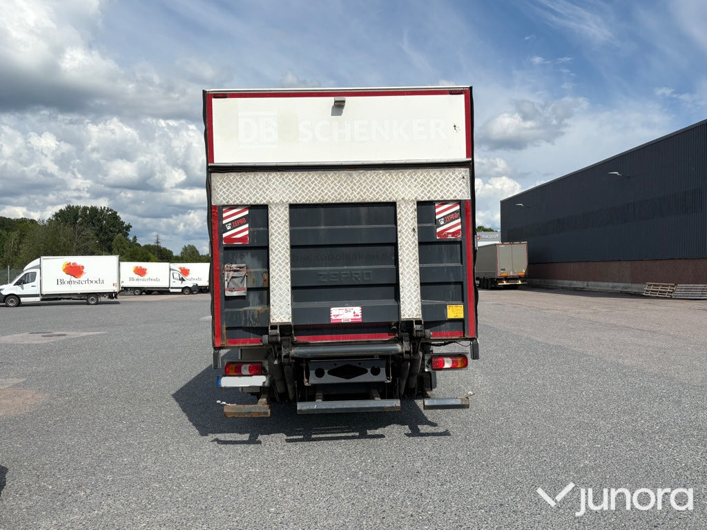 Lastbil - Mercedes Atego 1223 - Umpikori kuorma-auto: kuva Lastbil - Mercedes Atego 1223 - Umpikori kuorma-auto Lastbil - Mercedes Atego 1223 - Umpikori kuorma-auto: kuva Lastbil - Mercedes Atego 1223 - Umpikori kuorma-auto