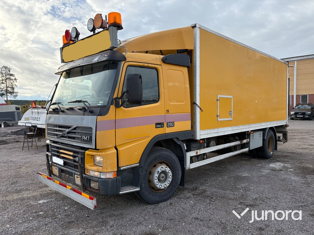 Lastbil - Volvo FM7 4X2 - Umpikori kuorma-auto: kuva Lastbil - Volvo FM7 4X2 - Umpikori kuorma-auto Lastbil - Volvo FM7 4X2 - Umpikori kuorma-auto: kuva Lastbil - Volvo FM7 4X2 - Umpikori kuorma-auto