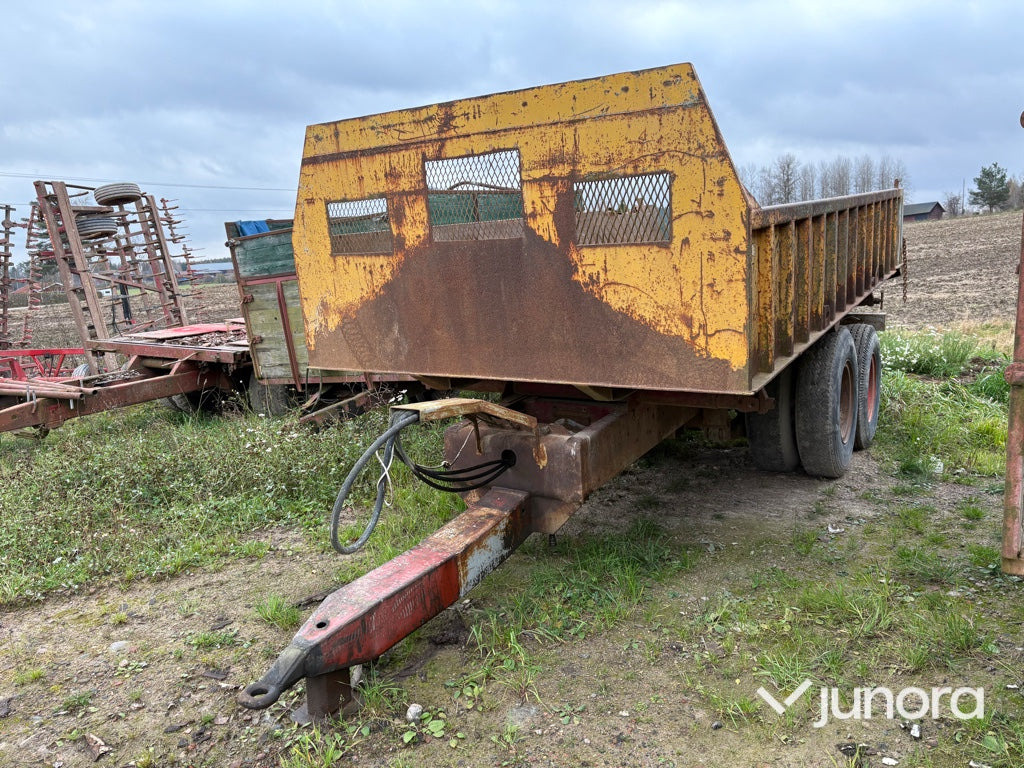 Maskintrailer - Kippiauto perävaunu: kuva  Maskintrailer - Kippiauto perävaunu Maskintrailer - Kippiauto perävaunu: kuva  Maskintrailer - Kippiauto perävaunu