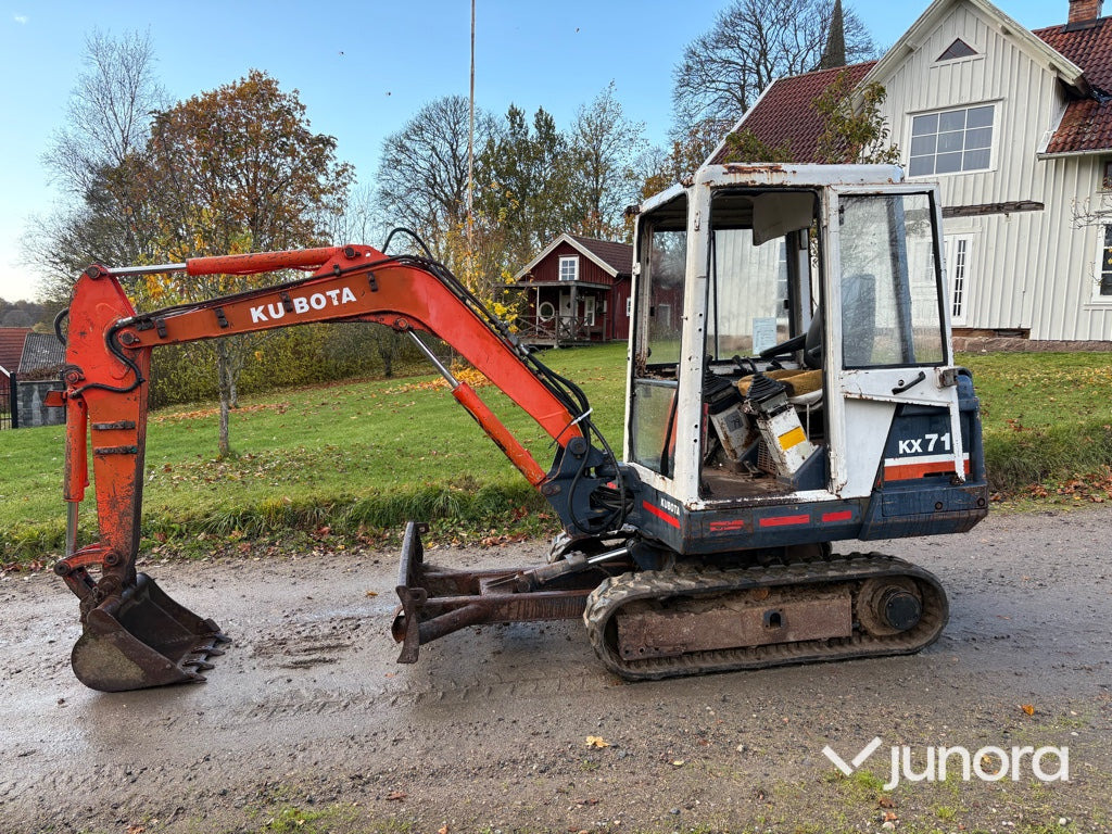 Minigrävare - Kubota, KX71 - Minikuormaaja: kuva Minigrävare - Kubota, KX71 - Minikuormaaja Minigrävare - Kubota, KX71 - Minikuormaaja: kuva Minigrävare - Kubota, KX71 - Minikuormaaja