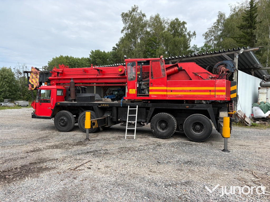 Mobilkran - Lokomo, A 351 NS - Ajoneuvonosturi: kuva Mobilkran - Lokomo, A 351 NS - Ajoneuvonosturi Mobilkran - Lokomo, A 351 NS - Ajoneuvonosturi: kuva Mobilkran - Lokomo, A 351 NS - Ajoneuvonosturi