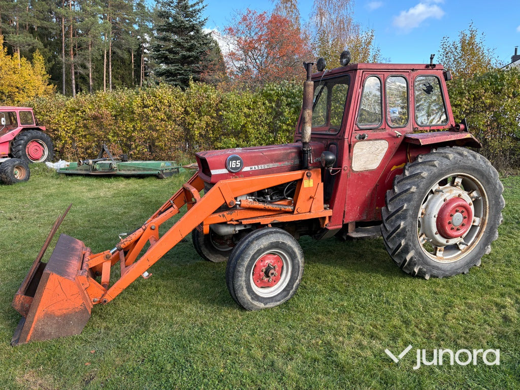 Traktor - Massey Ferguson 165 - Traktori: kuva Traktor - Massey Ferguson 165 - Traktori Traktor - Massey Ferguson 165 - Traktori: kuva Traktor - Massey Ferguson 165 - Traktori