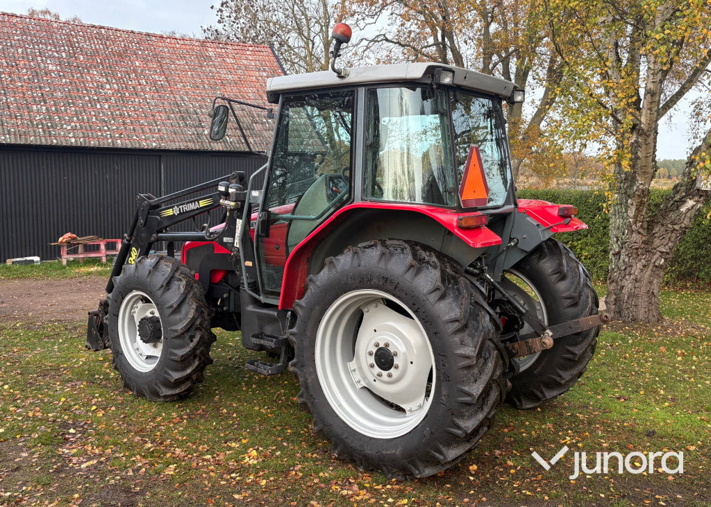 Traktor - Massey Ferguson, 4245 - Traktori: kuva Traktor - Massey Ferguson, 4245 - Traktori Traktor - Massey Ferguson, 4245 - Traktori: kuva Traktor - Massey Ferguson, 4245 - Traktori