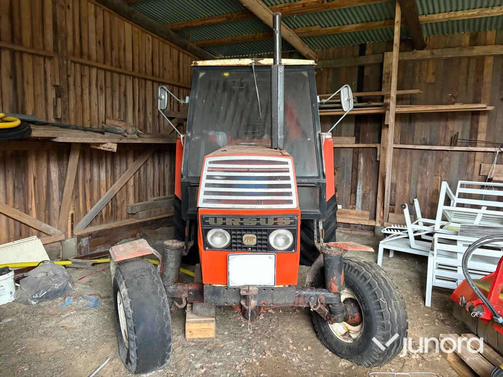 Traktor - Ursus 385 DE LUXE - Traktori: kuva Traktor - Ursus 385 DE LUXE - Traktori Traktor - Ursus 385 DE LUXE - Traktori: kuva Traktor - Ursus 385 DE LUXE - Traktori