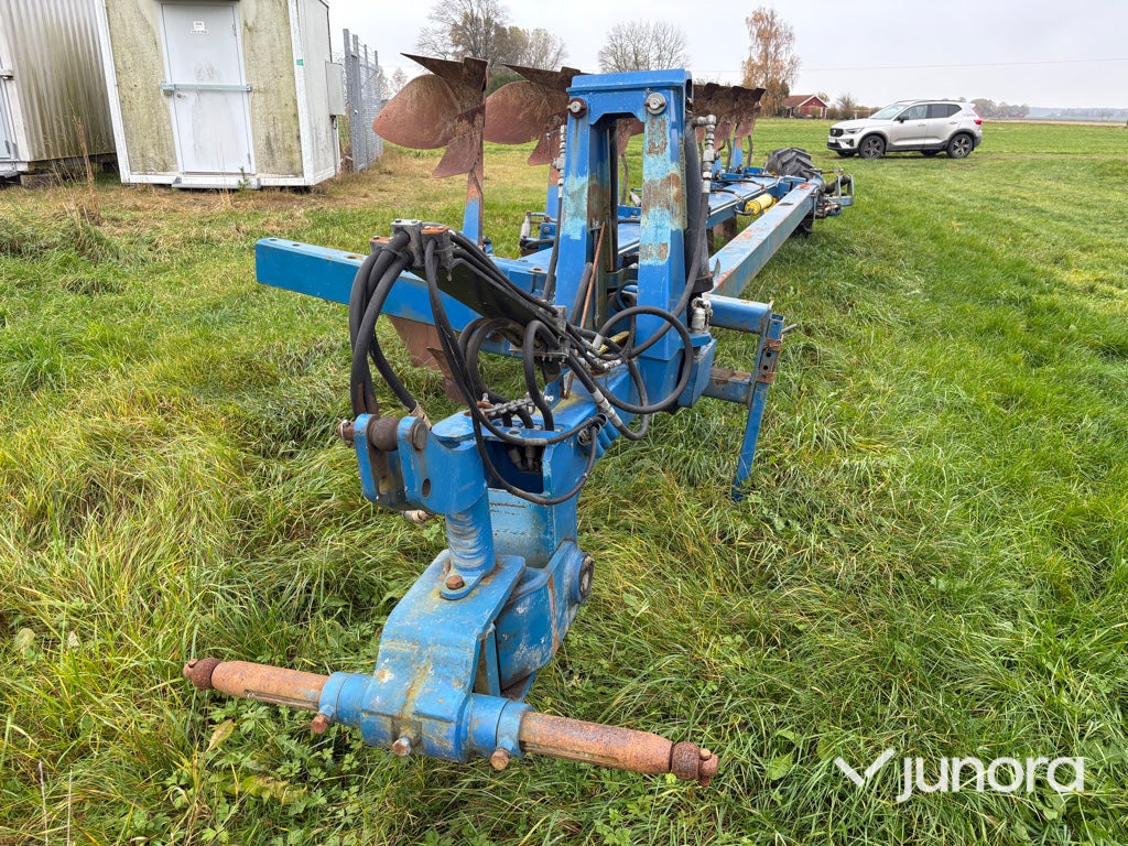 Växelplog - Överum, DVL 7108 H - Aura: kuva Växelplog - Överum, DVL 7108 H - Aura Växelplog - Överum, DVL 7108 H - Aura: kuva Växelplog - Överum, DVL 7108 H - Aura