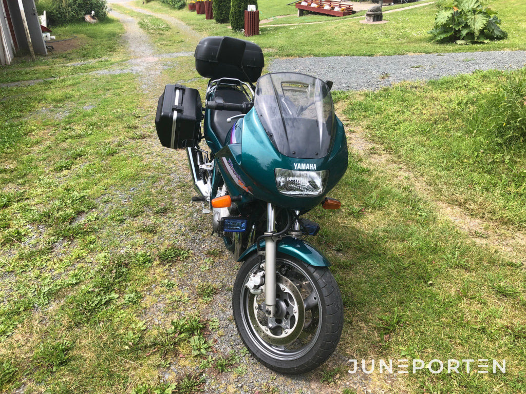 Yamaha Xj 900s - Moottoripyörä: kuva Yamaha Xj 900s - Moottoripyörä Yamaha Xj 900s - Moottoripyörä: kuva Yamaha Xj 900s - Moottoripyörä