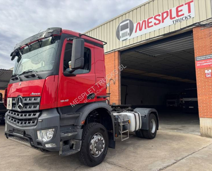 Mercedes Arocs 1846 - Vetopöytäauto: kuva Mercedes Arocs 1846 - Vetopöytäauto Mercedes Arocs 1846 - Vetopöytäauto: kuva Mercedes Arocs 1846 - Vetopöytäauto