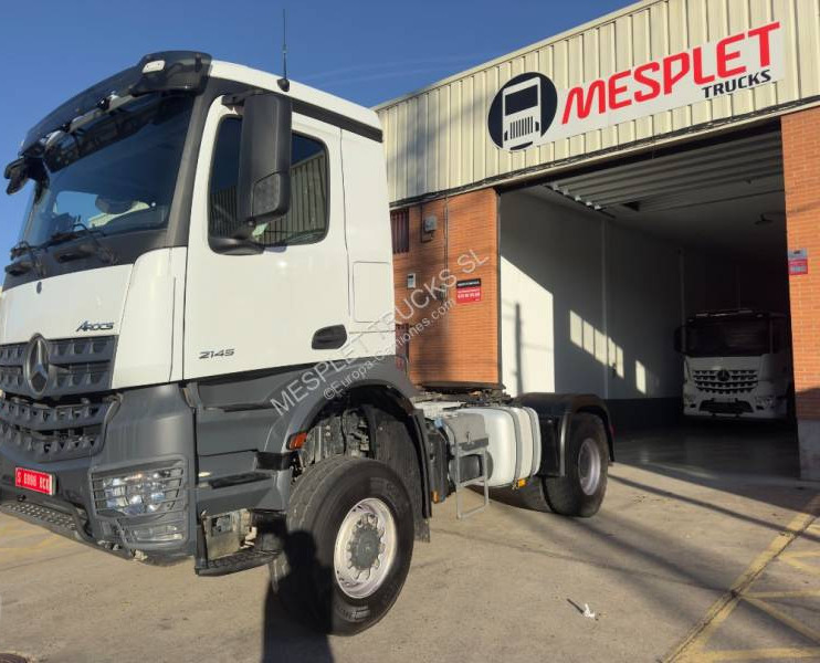 Mercedes Arocs 2145 - Vetopöytäauto: kuva Mercedes Arocs 2145 - Vetopöytäauto Mercedes Arocs 2145 - Vetopöytäauto: kuva Mercedes Arocs 2145 - Vetopöytäauto