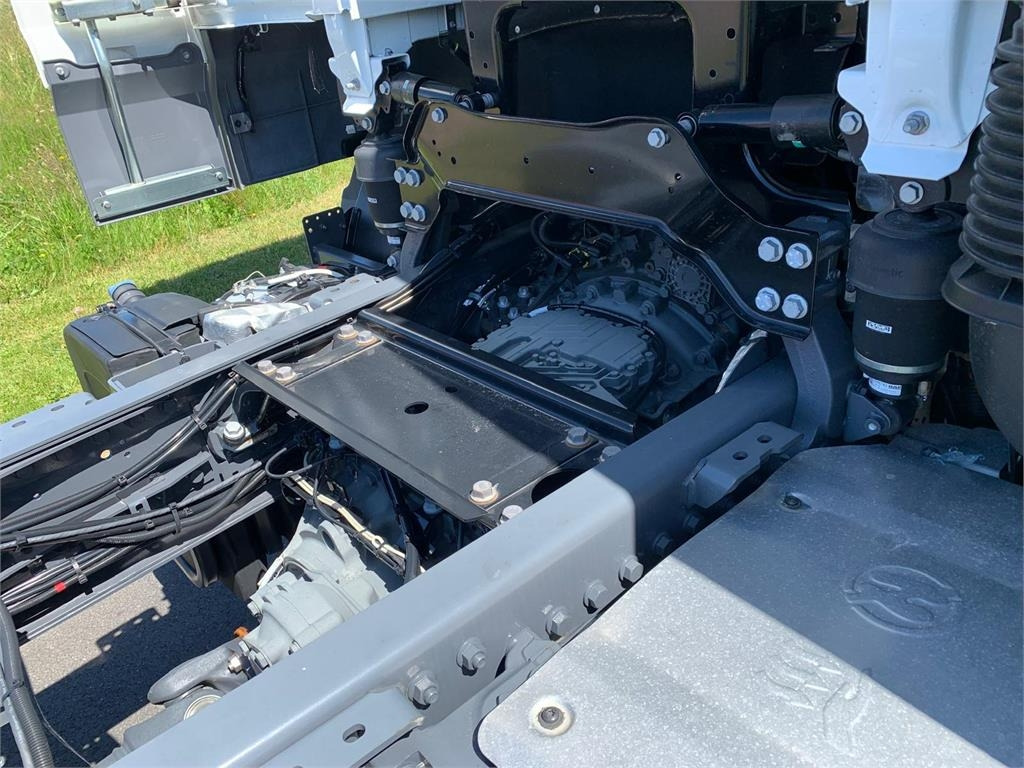 DAF XF 430 FAW 8x4*4 Tridem - Nostovarsi-vaihtolavakuorma kuorma-auto: kuva DAF XF 430 FAW 8x4*4 Tridem - Nostovarsi-vaihtolavakuorma kuorma-auto DAF XF 430 FAW 8x4*4 Tridem - Nostovarsi-vaihtolavakuorma kuorma-auto: kuva DAF XF 430 FAW 8x4*4 Tridem - Nostovarsi-vaihtolavakuorma kuorma-auto