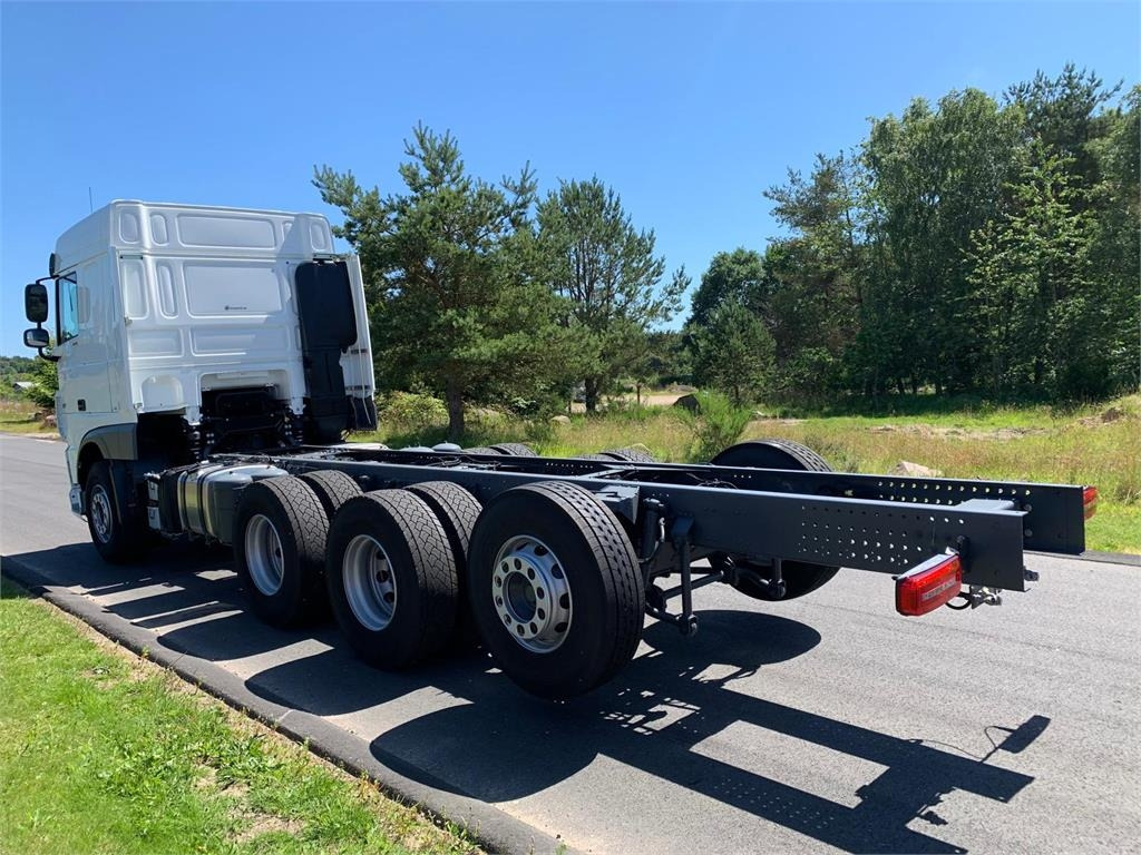 DAF XF 430 FAW 8x4*4 Tridem - Nostovarsi-vaihtolavakuorma kuorma-auto: kuva DAF XF 430 FAW 8x4*4 Tridem - Nostovarsi-vaihtolavakuorma kuorma-auto DAF XF 430 FAW 8x4*4 Tridem - Nostovarsi-vaihtolavakuorma kuorma-auto: kuva DAF XF 430 FAW 8x4*4 Tridem - Nostovarsi-vaihtolavakuorma kuorma-auto