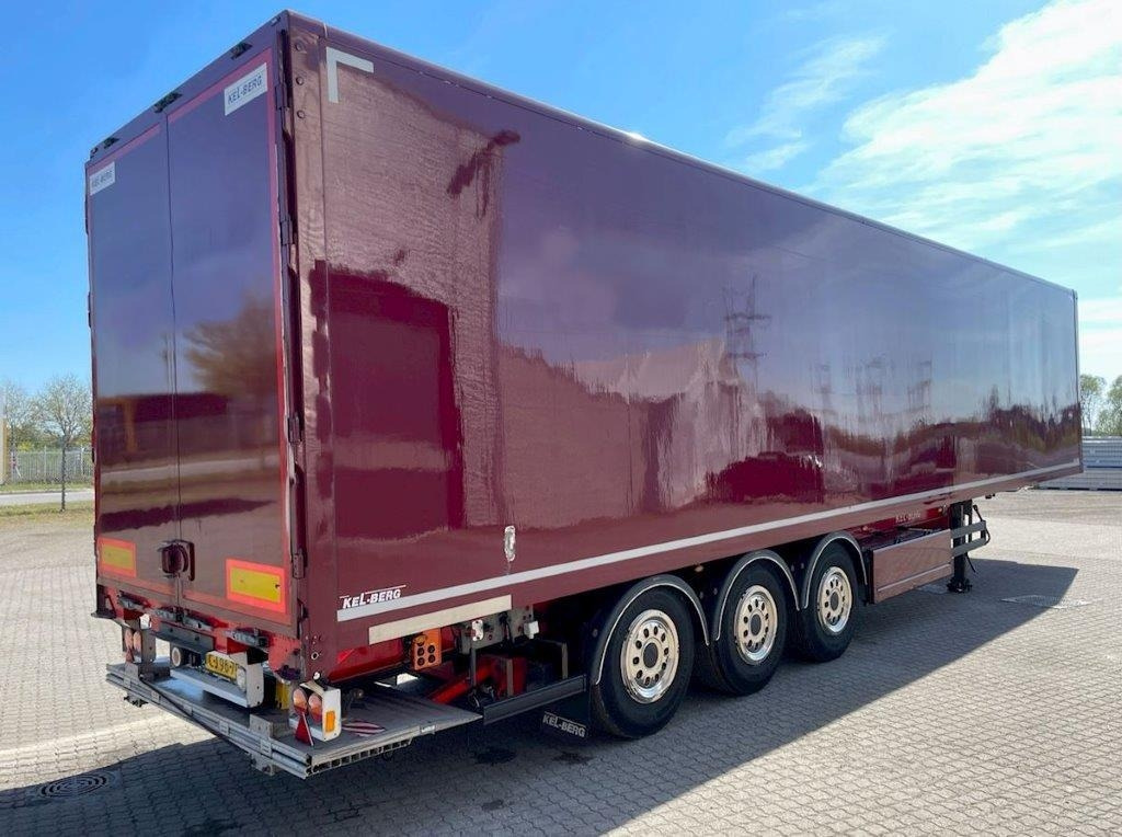 Kel-Berg 3-aks med folde-slædelift - Umpikori puoliperävaunu: kuva Kel-Berg 3-aks med folde-slædelift - Umpikori puoliperävaunu Kel-Berg 3-aks med folde-slædelift - Umpikori puoliperävaunu: kuva Kel-Berg 3-aks med folde-slædelift - Umpikori puoliperävaunu