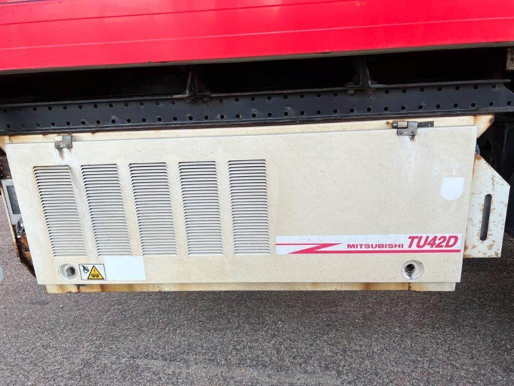 Refrigeraattori perävaunu Krone ZZ-R 18 ton køle kasse - lift: kuva Refrigeraattori perävaunu Krone ZZ-R 18 ton køle kasse - lift