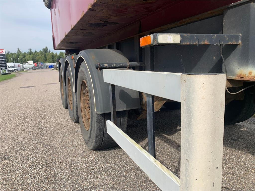 MJS 5,5 mtr isoleret tipkasse - aut bagsmæk - Kippiauto perävaunu: kuva MJS 5,5 mtr isoleret tipkasse - aut bagsmæk - Kippiauto perävaunu MJS 5,5 mtr isoleret tipkasse - aut bagsmæk - Kippiauto perävaunu: kuva MJS 5,5 mtr isoleret tipkasse - aut bagsmæk - Kippiauto perävaunu