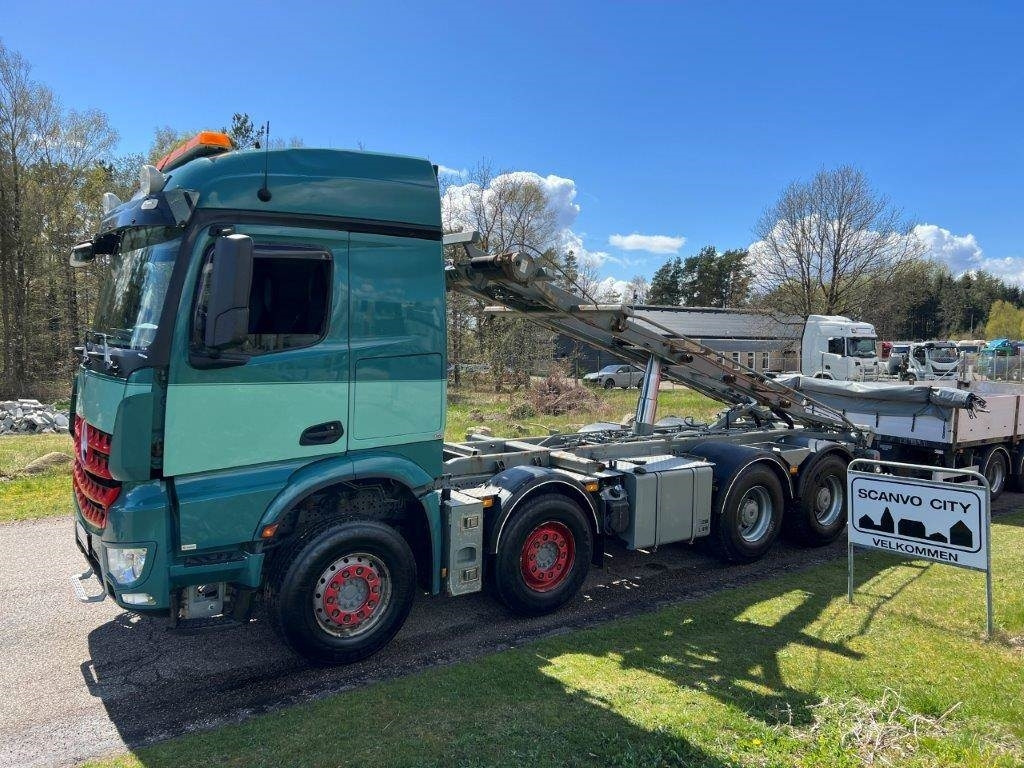 Mercedes-Benz Arocs 3251 K - Nostovarsi-vaihtolavakuorma kuorma-auto: kuva Mercedes-Benz Arocs 3251 K - Nostovarsi-vaihtolavakuorma kuorma-auto Mercedes-Benz Arocs 3251 K - Nostovarsi-vaihtolavakuorma kuorma-auto: kuva Mercedes-Benz Arocs 3251 K - Nostovarsi-vaihtolavakuorma kuorma-auto