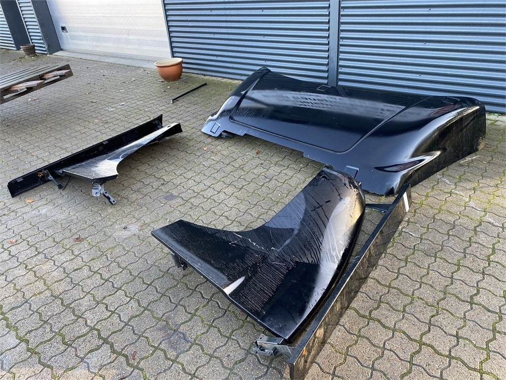 Scania Spoilersæt CR19 Highline - Aerodynamiikka/ Spoilerit - Kuorma-auto: kuva Scania Spoilersæt CR19 Highline - Aerodynamiikka/ Spoilerit - Kuorma-auto Scania Spoilersæt CR19 Highline - Aerodynamiikka/ Spoilerit - Kuorma-auto: kuva Scania Spoilersæt CR19 Highline - Aerodynamiikka/ Spoilerit - Kuorma-auto