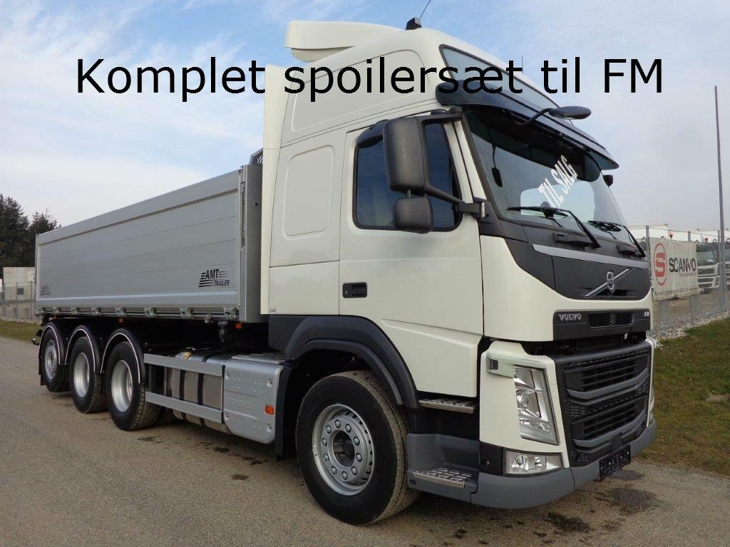 Tagspoiler Volvo FM4 - Aerodynamiikka/ Spoilerit - Kuorma-auto: kuva Tagspoiler Volvo FM4 - Aerodynamiikka/ Spoilerit - Kuorma-auto Tagspoiler Volvo FM4 - Aerodynamiikka/ Spoilerit - Kuorma-auto: kuva Tagspoiler Volvo FM4 - Aerodynamiikka/ Spoilerit - Kuorma-auto