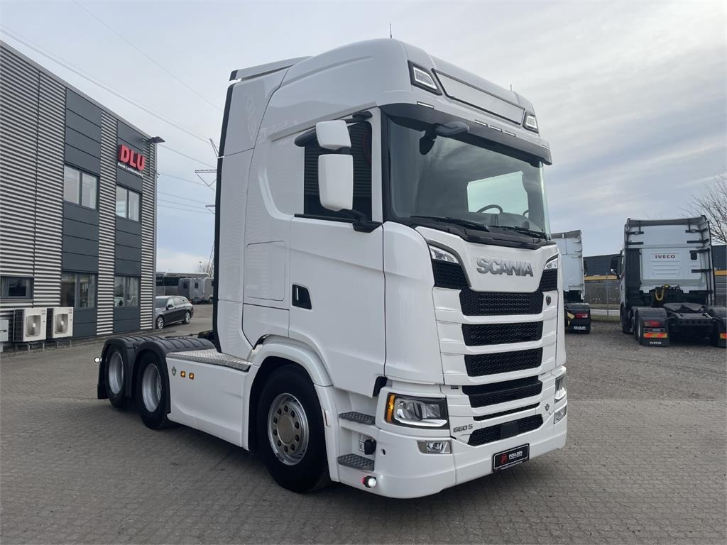 Scania S660 A 6x2 NB 2950 - Vetopöytäauto: kuva Scania S660 A 6x2 NB 2950 - Vetopöytäauto Scania S660 A 6x2 NB 2950 - Vetopöytäauto: kuva Scania S660 A 6x2 NB 2950 - Vetopöytäauto