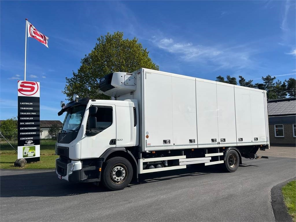 Volvo FE320 18 ton - Refrigeraattori kuorma-auto: kuva Volvo FE320 18 ton - Refrigeraattori kuorma-auto Volvo FE320 18 ton - Refrigeraattori kuorma-auto: kuva Volvo FE320 18 ton - Refrigeraattori kuorma-auto