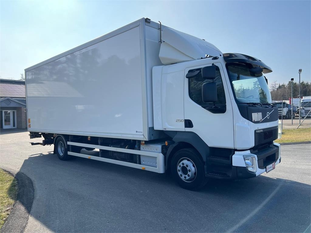 Volvo FL 16 ton 250HK - Umpikori kuorma-auto: kuva Volvo FL 16 ton 250HK - Umpikori kuorma-auto Volvo FL 16 ton 250HK - Umpikori kuorma-auto: kuva Volvo FL 16 ton 250HK - Umpikori kuorma-auto