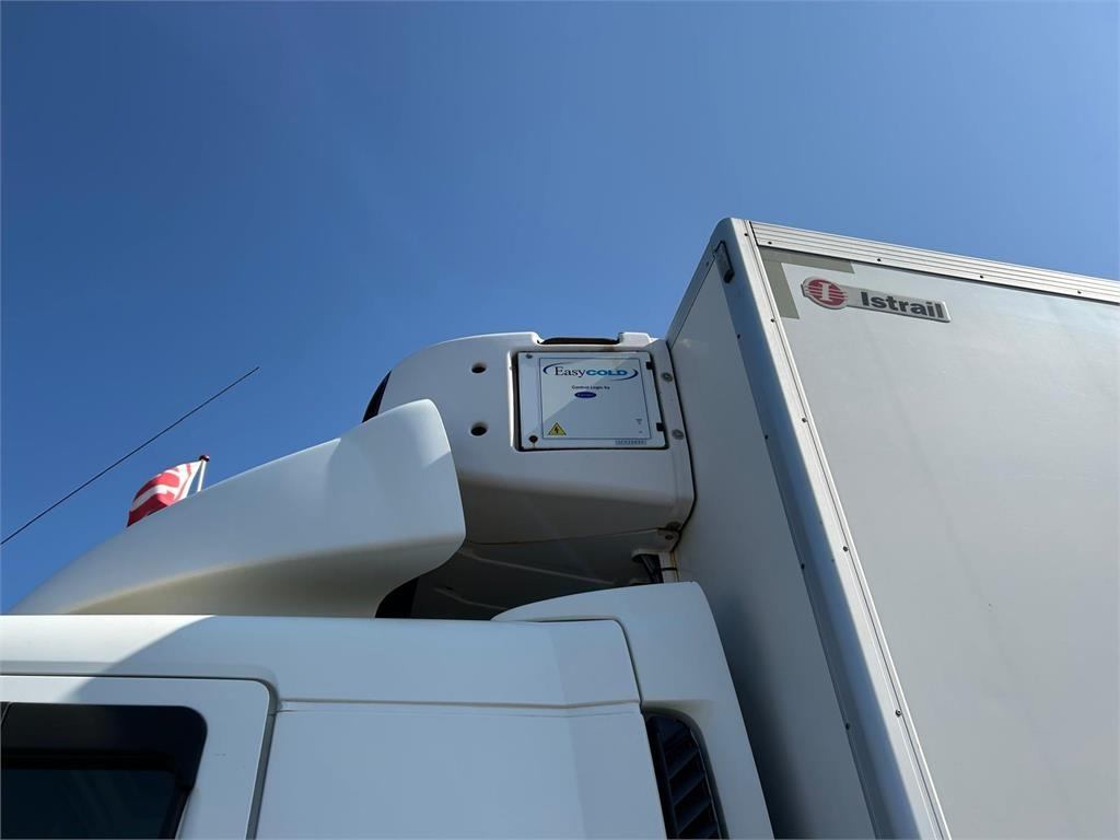 Volvo FL 280 (12 ton) Dobbelt compartment - Refrigeraattori kuorma-auto: kuva Volvo FL 280 (12 ton) Dobbelt compartment - Refrigeraattori kuorma-auto Volvo FL 280 (12 ton) Dobbelt compartment - Refrigeraattori kuorma-auto: kuva Volvo FL 280 (12 ton) Dobbelt compartment - Refrigeraattori kuorma-auto