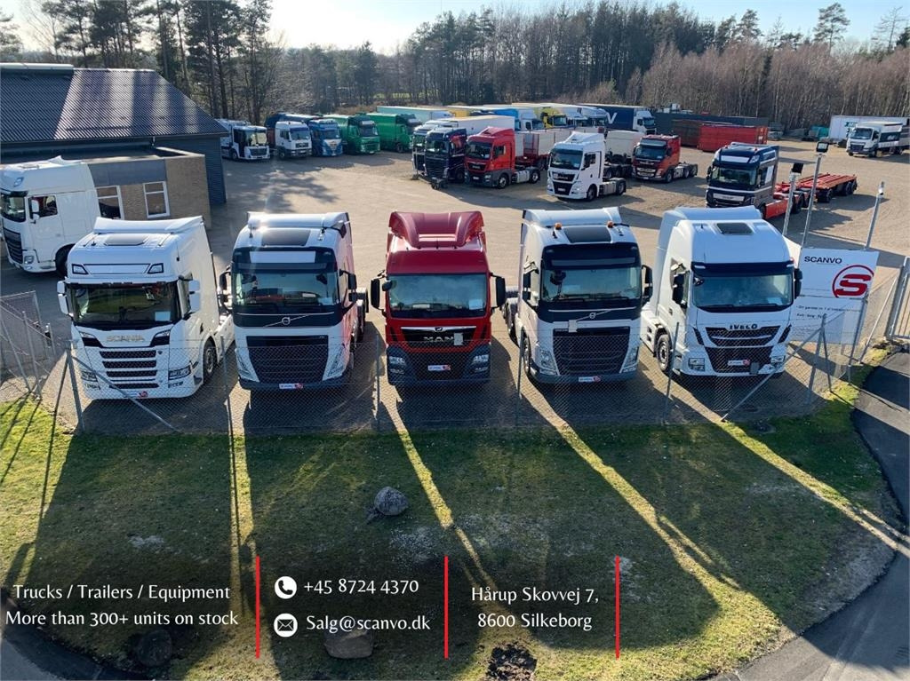 Volvo FM450 - Koukkulava kuorma-auto: kuva Volvo FM450 - Koukkulava kuorma-auto Volvo FM450 - Koukkulava kuorma-auto: kuva Volvo FM450 - Koukkulava kuorma-auto