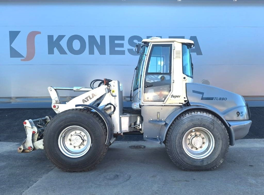 Atlas 95 SUPER  - Pyöräkuormaaja: kuva Atlas 95 SUPER  - Pyöräkuormaaja Atlas 95 SUPER  - Pyöräkuormaaja: kuva Atlas 95 SUPER  - Pyöräkuormaaja