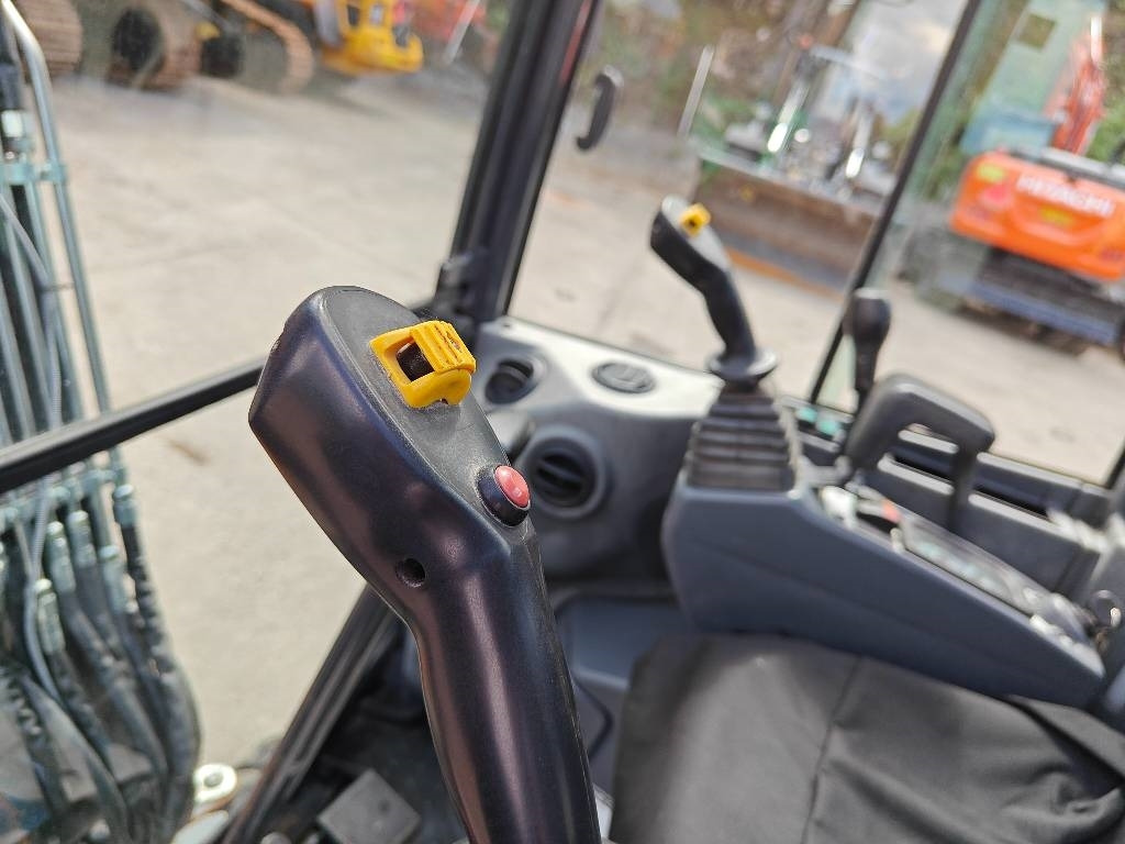 Leasing ECM ES 18 ZT  ECM ES 18 ZT: kuva Leasing ECM ES 18 ZT  ECM ES 18 ZT