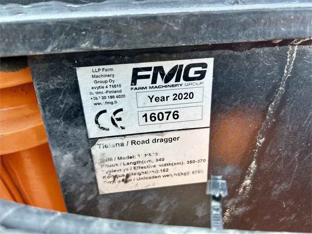 Tiehöylä FMG TLN 570: kuva Tiehöylä FMG TLN 570