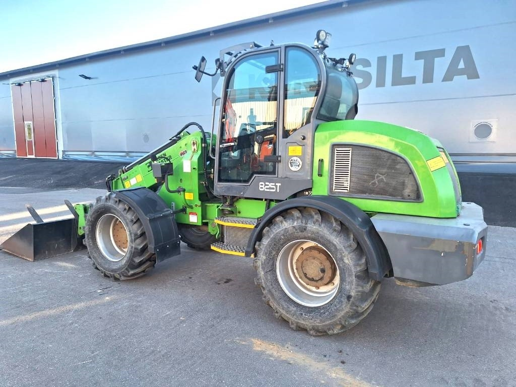 Greenmaster 825T TELEKUORMAAJA - Pyöräkuormaaja: kuva Greenmaster 825T TELEKUORMAAJA - Pyöräkuormaaja Greenmaster 825T TELEKUORMAAJA - Pyöräkuormaaja: kuva Greenmaster 825T TELEKUORMAAJA - Pyöräkuormaaja
