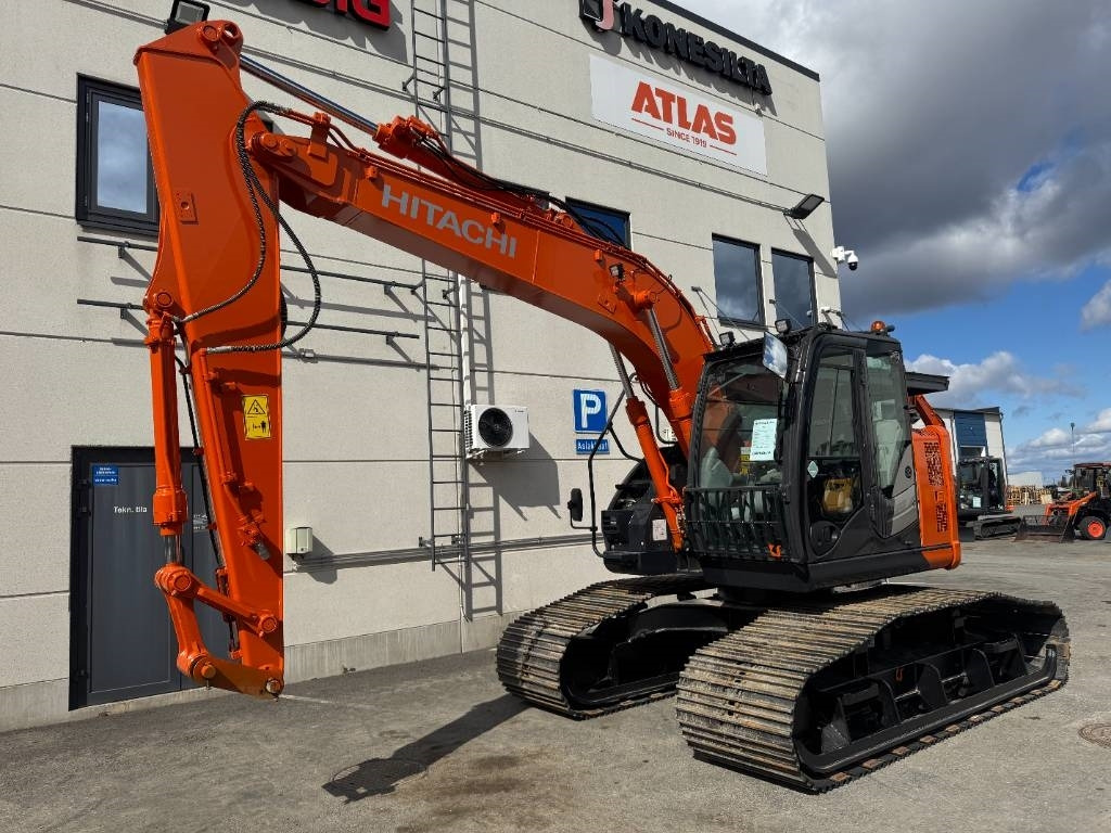 Hitachi MYYTY! SOLD! ZX135USL-6 -SUOALUSTA- - Telakaivukone: kuva Hitachi MYYTY! SOLD! ZX135USL-6 -SUOALUSTA- - Telakaivukone Hitachi MYYTY! SOLD! ZX135USL-6 -SUOALUSTA- - Telakaivukone: kuva Hitachi MYYTY! SOLD! ZX135USL-6 -SUOALUSTA- - Telakaivukone