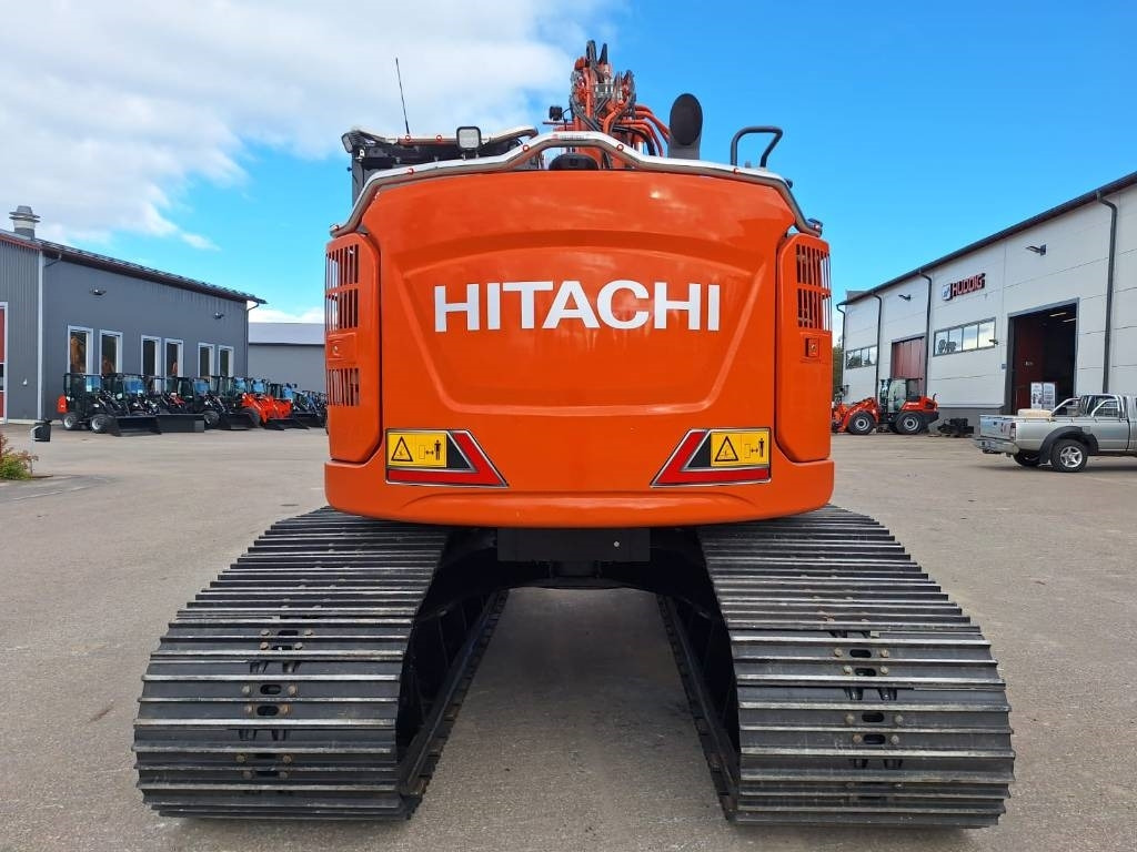 Hitachi MYYTY! SOLD! ZX135USL-7 -SUOALUSTA-  - Telakaivukone: kuva Hitachi MYYTY! SOLD! ZX135USL-7 -SUOALUSTA-  - Telakaivukone Hitachi MYYTY! SOLD! ZX135USL-7 -SUOALUSTA-  - Telakaivukone: kuva Hitachi MYYTY! SOLD! ZX135USL-7 -SUOALUSTA-  - Telakaivukone