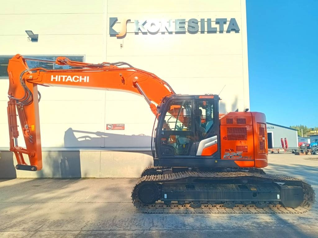 Hitachi MYYTY! SOLD! ZX225USLC-7 -STAGE V- - Telakaivukone: kuva Hitachi MYYTY! SOLD! ZX225USLC-7 -STAGE V- - Telakaivukone Hitachi MYYTY! SOLD! ZX225USLC-7 -STAGE V- - Telakaivukone: kuva Hitachi MYYTY! SOLD! ZX225USLC-7 -STAGE V- - Telakaivukone