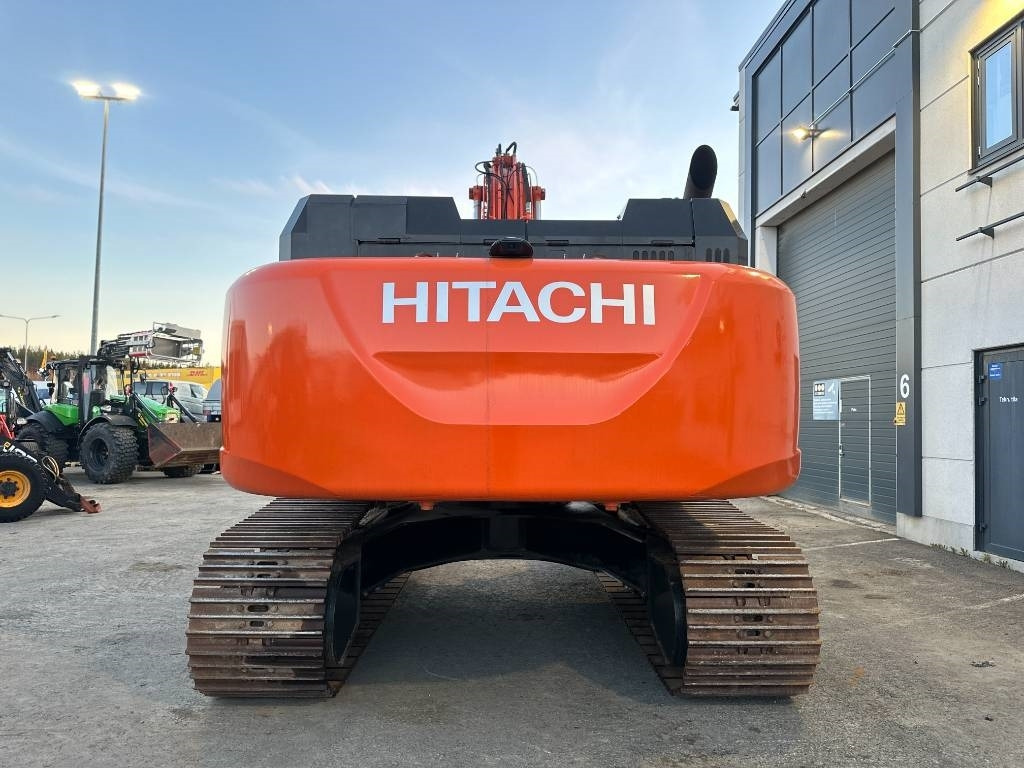 Hitachi ZX 300 LC-6 Kallistuva kauha S80 - Telakaivukone: kuva Hitachi ZX 300 LC-6 Kallistuva kauha S80 - Telakaivukone Hitachi ZX 300 LC-6 Kallistuva kauha S80 - Telakaivukone: kuva Hitachi ZX 300 LC-6 Kallistuva kauha S80 - Telakaivukone
