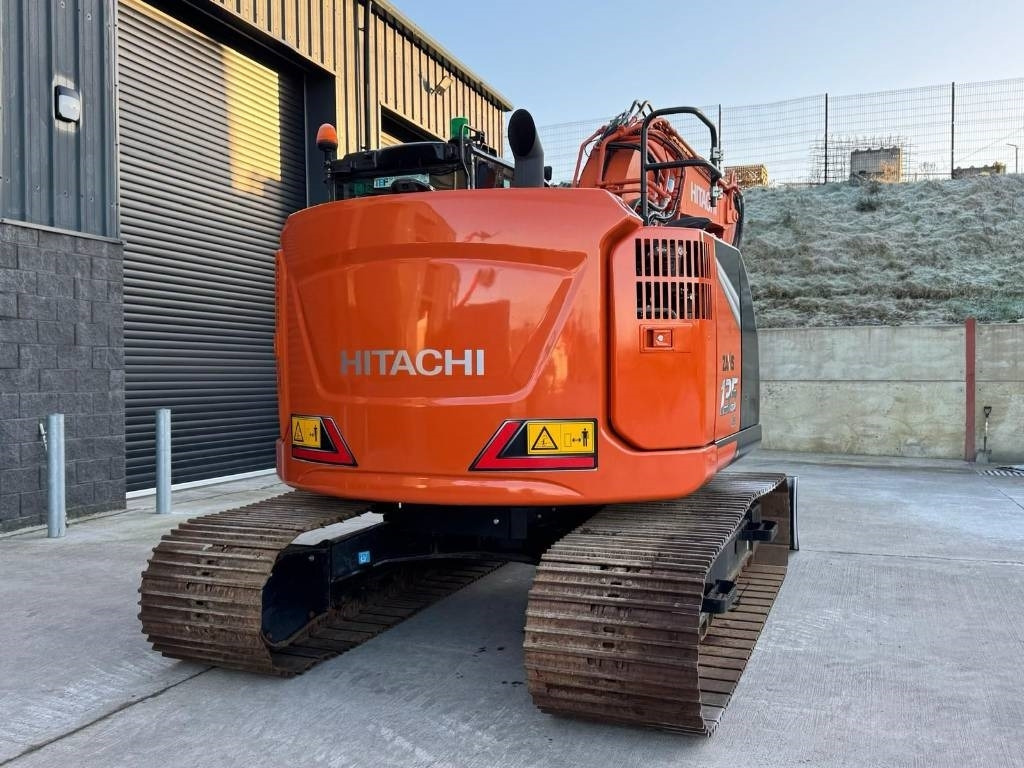 Hitachi ZX135US-7 PUSKULEVY - Telakaivukone: kuva Hitachi ZX135US-7 PUSKULEVY - Telakaivukone Hitachi ZX135US-7 PUSKULEVY - Telakaivukone: kuva Hitachi ZX135US-7 PUSKULEVY - Telakaivukone