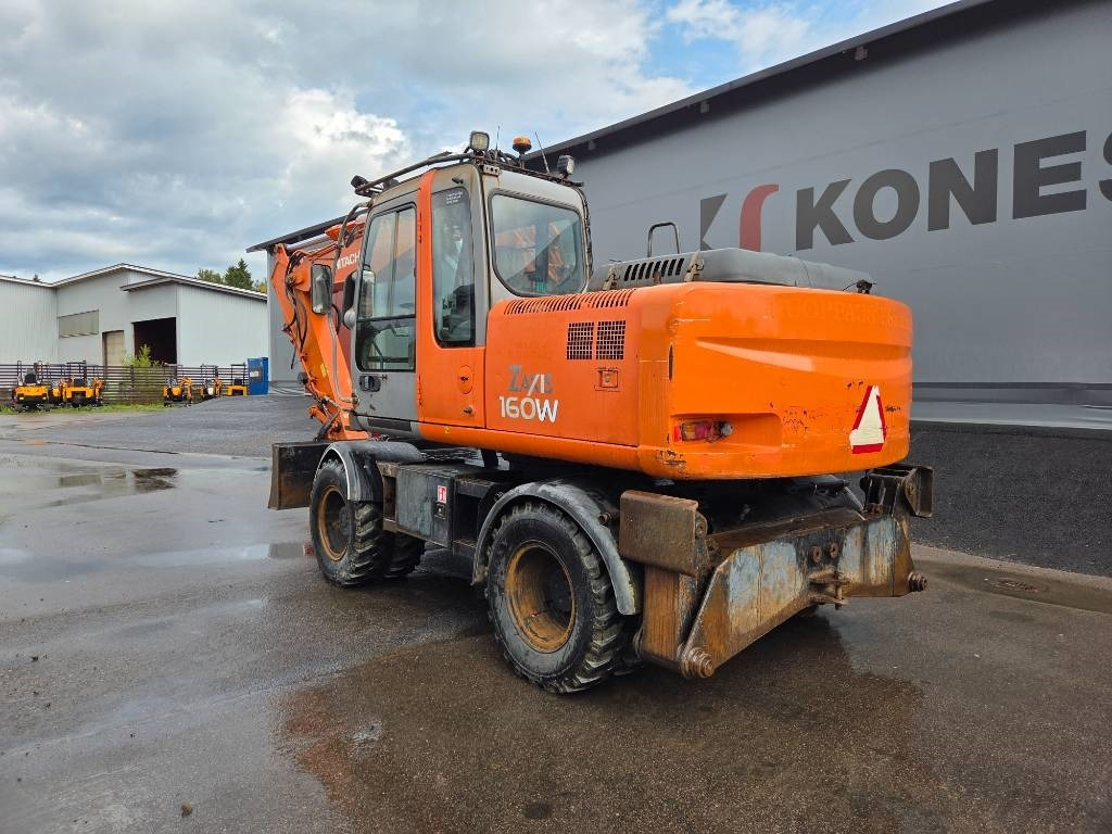 Hitachi ZX160 W PYÖRITTÄJÄLLÄ - Pyöräalustainen kaivinkone: kuva Hitachi ZX160 W PYÖRITTÄJÄLLÄ - Pyöräalustainen kaivinkone Hitachi ZX160 W PYÖRITTÄJÄLLÄ - Pyöräalustainen kaivinkone: kuva Hitachi ZX160 W PYÖRITTÄJÄLLÄ - Pyöräalustainen kaivinkone