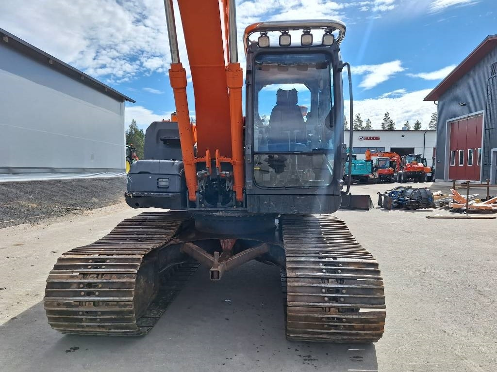 Leasing Hitachi ZX160LC-3 KALLISTAJA+PYÖRITTÄJÄ  Hitachi ZX160LC-3 KALLISTAJA+PYÖRITTÄJÄ: kuva Leasing Hitachi ZX160LC-3 KALLISTAJA+PYÖRITTÄJÄ  Hitachi ZX160LC-3 KALLISTAJA+PYÖRITTÄJÄ