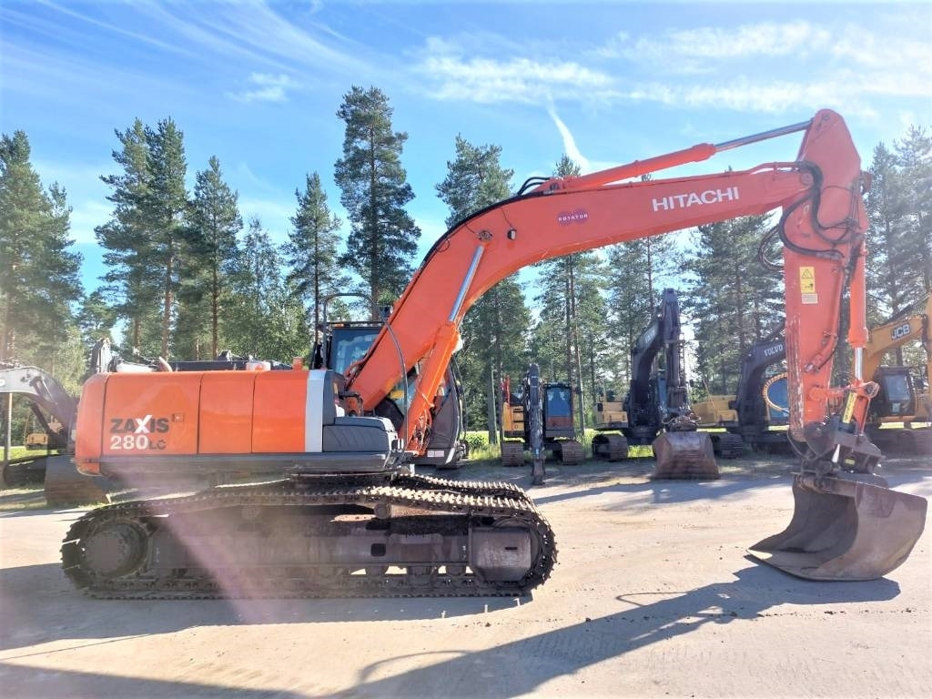 Hitachi ZX280LC-3 KALLISTAJALLA - Telakaivukone: kuva Hitachi ZX280LC-3 KALLISTAJALLA - Telakaivukone Hitachi ZX280LC-3 KALLISTAJALLA - Telakaivukone: kuva Hitachi ZX280LC-3 KALLISTAJALLA - Telakaivukone