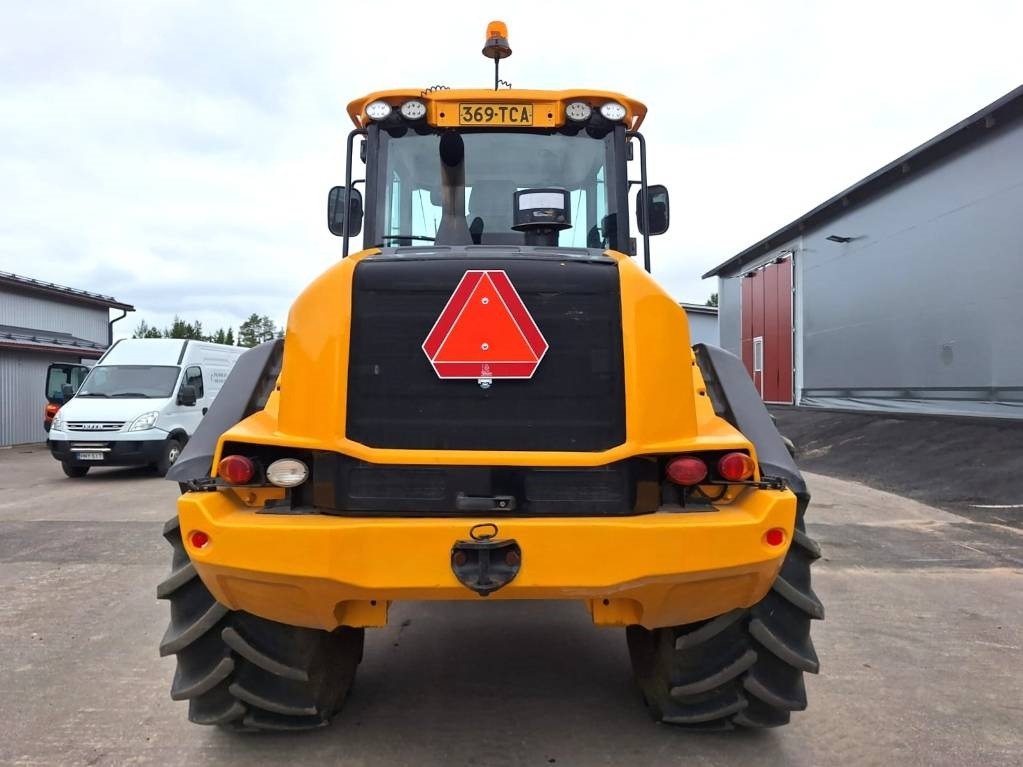 JCB 418S T4 AGRIMALLI - Pyöräkuormaaja: kuva JCB 418S T4 AGRIMALLI - Pyöräkuormaaja JCB 418S T4 AGRIMALLI - Pyöräkuormaaja: kuva JCB 418S T4 AGRIMALLI - Pyöräkuormaaja