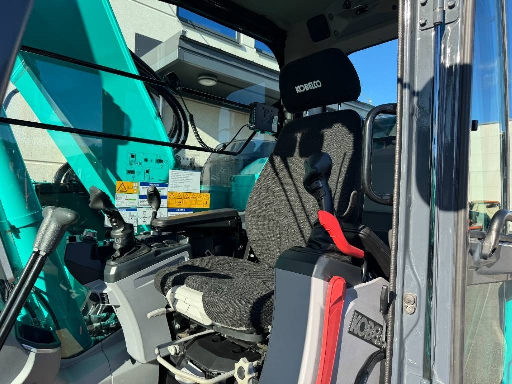 Telakaivukone Kobelco SK 140 SRLC-7: kuva Telakaivukone Kobelco SK 140 SRLC-7