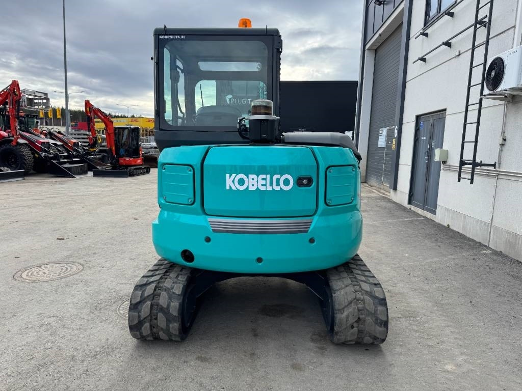 Kobelco SK45SRX-6 Pyörittäjä pihdeillä - Minikuormaaja: kuva Kobelco SK45SRX-6 Pyörittäjä pihdeillä - Minikuormaaja Kobelco SK45SRX-6 Pyörittäjä pihdeillä - Minikuormaaja: kuva Kobelco SK45SRX-6 Pyörittäjä pihdeillä - Minikuormaaja