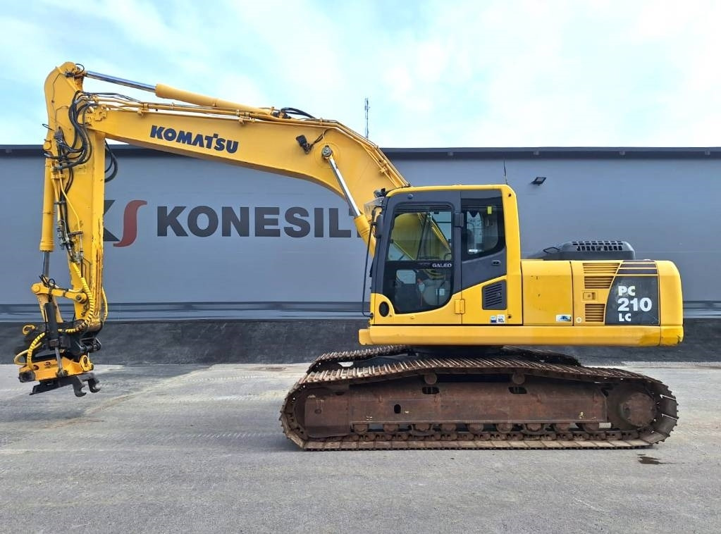 Komatsu MYYTY! SOLD! PC210LC-8 PYÖRITTÄJÄLLÄ - Telakaivukone: kuva Komatsu MYYTY! SOLD! PC210LC-8 PYÖRITTÄJÄLLÄ - Telakaivukone Komatsu MYYTY! SOLD! PC210LC-8 PYÖRITTÄJÄLLÄ - Telakaivukone: kuva Komatsu MYYTY! SOLD! PC210LC-8 PYÖRITTÄJÄLLÄ - Telakaivukone