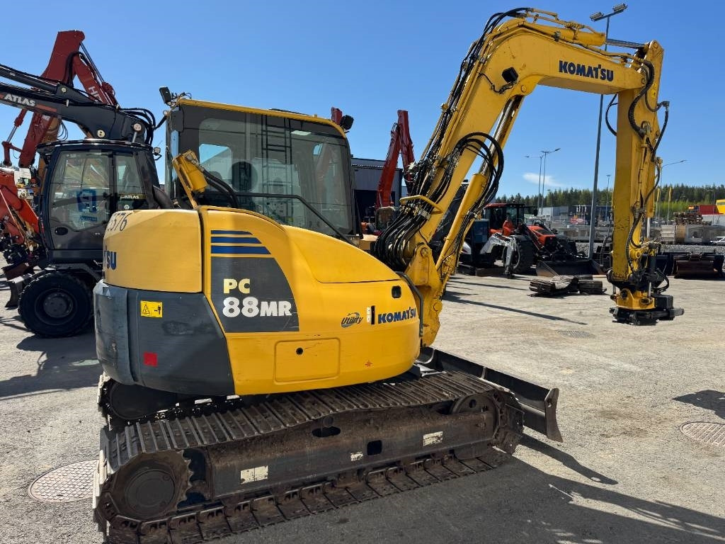 Komatsu PC88MR-8 PYÖRITTÄJÄLLÄ - Minikuormaaja: kuva Komatsu PC88MR-8 PYÖRITTÄJÄLLÄ - Minikuormaaja Komatsu PC88MR-8 PYÖRITTÄJÄLLÄ - Minikuormaaja: kuva Komatsu PC88MR-8 PYÖRITTÄJÄLLÄ - Minikuormaaja