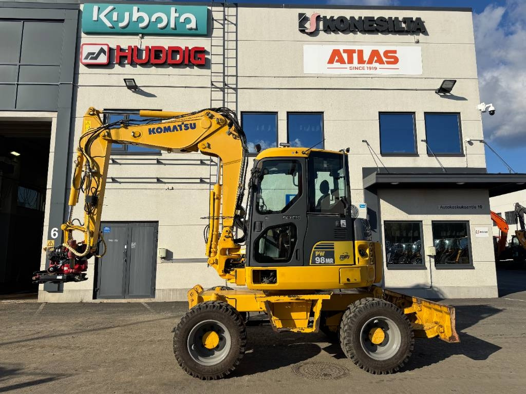 Komatsu PW 98 MR-6 - Pyöräalustainen kaivinkone: kuva Komatsu PW 98 MR-6 - Pyöräalustainen kaivinkone Komatsu PW 98 MR-6 - Pyöräalustainen kaivinkone: kuva Komatsu PW 98 MR-6 - Pyöräalustainen kaivinkone