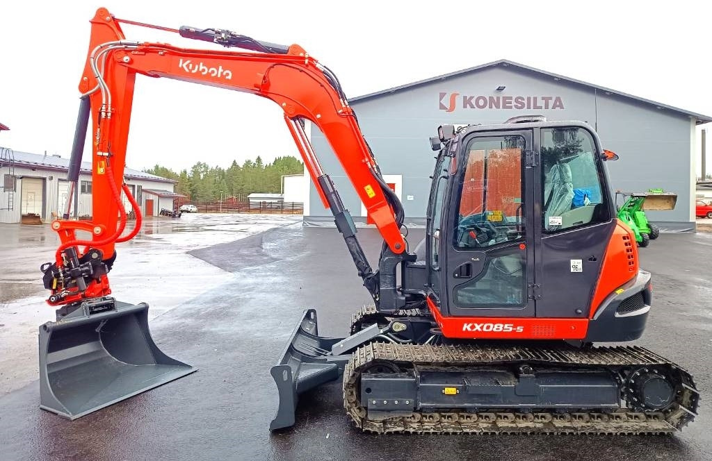 Kubota KX085-5 -UUTUUS- KMÄKI/PIRKKALA/TUUSULA - Minikuormaaja: kuva Kubota KX085-5 -UUTUUS- KMÄKI/PIRKKALA/TUUSULA - Minikuormaaja Kubota KX085-5 -UUTUUS- KMÄKI/PIRKKALA/TUUSULA - Minikuormaaja: kuva Kubota KX085-5 -UUTUUS- KMÄKI/PIRKKALA/TUUSULA - Minikuormaaja
