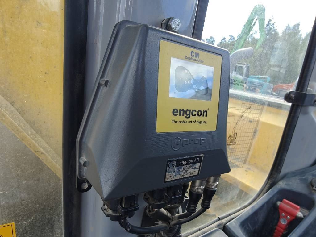 New Holland E225BSR ENGCONILLA - Telakaivukone: kuva New Holland E225BSR ENGCONILLA - Telakaivukone New Holland E225BSR ENGCONILLA - Telakaivukone: kuva New Holland E225BSR ENGCONILLA - Telakaivukone
