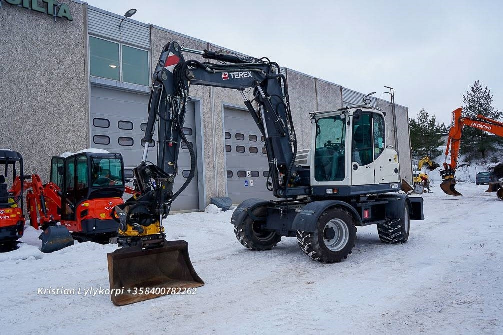 Terex TW110 PYÖRITTÄJÄLLÄ - Pyöräalustainen kaivinkone: kuva Terex TW110 PYÖRITTÄJÄLLÄ - Pyöräalustainen kaivinkone Terex TW110 PYÖRITTÄJÄLLÄ - Pyöräalustainen kaivinkone: kuva Terex TW110 PYÖRITTÄJÄLLÄ - Pyöräalustainen kaivinkone