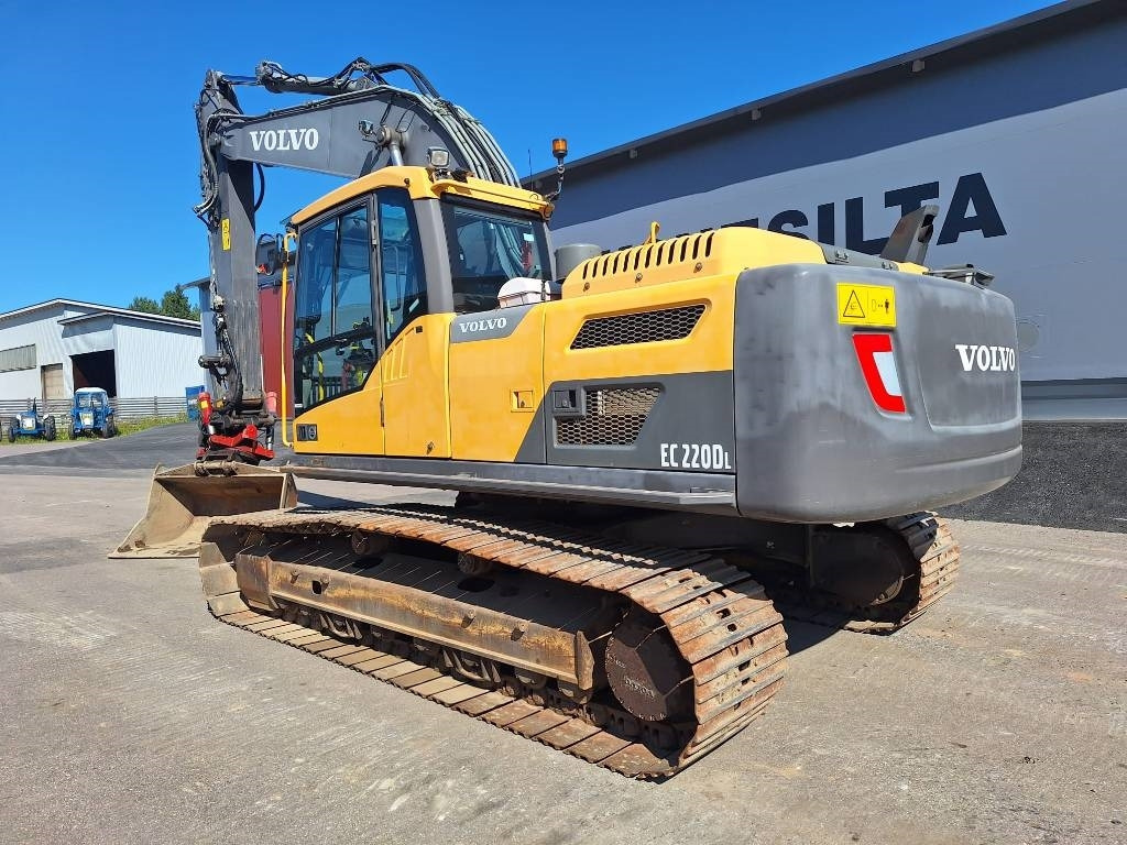 Volvo EC220DL PYÖRITTÄJÄLLÄ  - Telakaivukone: kuva Volvo EC220DL PYÖRITTÄJÄLLÄ  - Telakaivukone Volvo EC220DL PYÖRITTÄJÄLLÄ  - Telakaivukone: kuva Volvo EC220DL PYÖRITTÄJÄLLÄ  - Telakaivukone