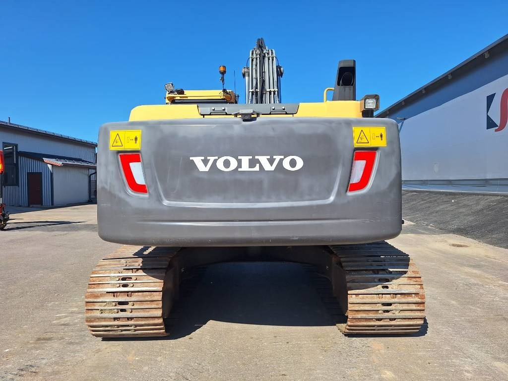 Volvo EC220DL PYÖRITTÄJÄLLÄ  - Telakaivukone: kuva Volvo EC220DL PYÖRITTÄJÄLLÄ  - Telakaivukone Volvo EC220DL PYÖRITTÄJÄLLÄ  - Telakaivukone: kuva Volvo EC220DL PYÖRITTÄJÄLLÄ  - Telakaivukone