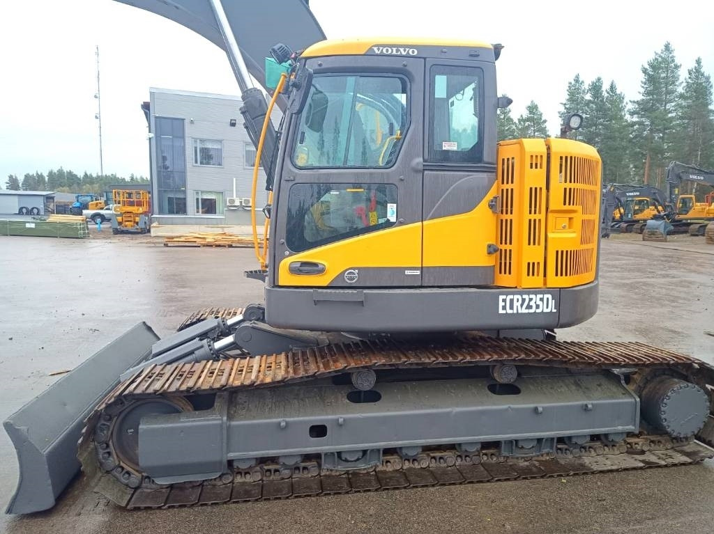 Volvo ECR235DL PYÖRITTÄJÄLLÄ  - Telakaivukone: kuva Volvo ECR235DL PYÖRITTÄJÄLLÄ  - Telakaivukone Volvo ECR235DL PYÖRITTÄJÄLLÄ  - Telakaivukone: kuva Volvo ECR235DL PYÖRITTÄJÄLLÄ  - Telakaivukone
